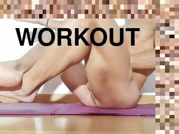 Naked Yoga - 2 minutes with masturbation and abs training