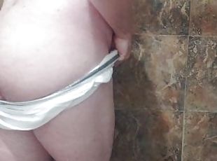 Bañando, Peluda, Amateur, Gay, Regordeta (Chubby), Primera persona, Fetichista, Ducha, A solas, Pelotas