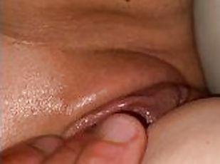 isot-tissit, masturbaatio, orgasmi, ulkotiloissa, pillu-pussy, amatööri, milf, äityli, sormettaminen, fantasia