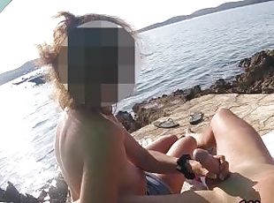 Masturbation, Maman et garçon, Nudiste, En plein air, Public, Amateur, Ejaculation sur le corps, Maman, Branlette, Française