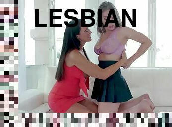 Lustful babes lena paul and reagan foxx moan in a lesbian affair