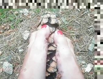 Teen Manicured feet rubbing and torturing the big bump like a footjob for big cock in forest