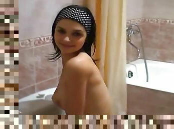 bagno, ragazze-giovani, mutandine, giovani18, arrapate, dolci, perfette, solitari, brunette, tettine