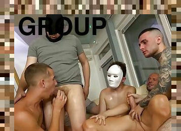 orgie, amatoriali, rapporti-anali, pompini, hardcore, gay, seghe, sesso-di-gruppo, prima-volta, feticci