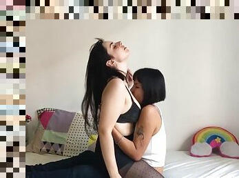 Sinful Women - Scissoring In Lesbian Video