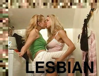 ragazze-giovani, lesbiche, baci, bionde