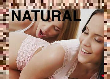 Lesbea - All Natural Lesbians Scissoring 1 - Jennifer Mendez