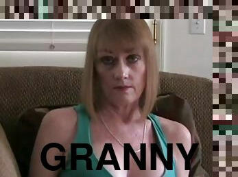 9granny gives grea blowjob oral sex and head