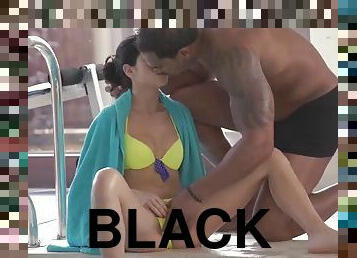 Black4k. sex with swimming coach