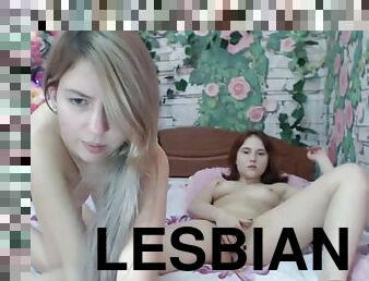 Two hot sexy lesbian babes licking cunt on cam