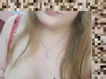 culo, tetas-grandes, gorda, pezones, al-aire-libre, público, coño-pussy, amateur, regordeta, regordeta-chubby