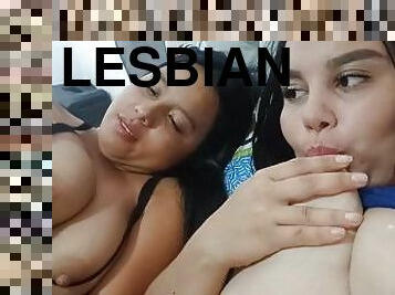 payudara-besar, besar-huge, lesbian-lesbian, ibu, jenis-pornografi-animasi, fetish-benda-yang-dapat-meningkatkan-gairah-sex, susu, menyusui, pengisapan