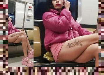 Beauty tranny on de subway