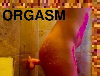 Cute 18yo slut fucks her dildo in the shower????????????????????????????