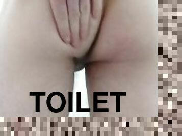 BABY ASS IN WORK TOILET SHOW