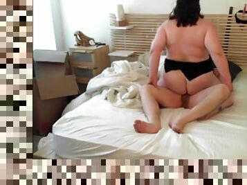 Chubby couple fucking in bed