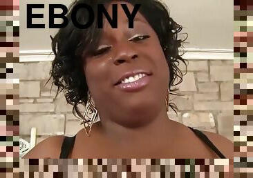 Ebony fatty loves masturbation