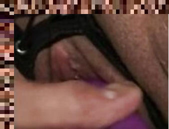 clitoris, masturbare-masturbation, orgasm, pasarica, amatori, matura, bunaciuni, milf, jucarie, fantezie