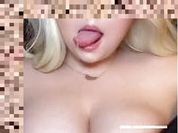 Slide Between Porn Princesses Tits