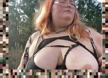 Bbw flashing tits outside