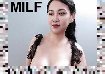 asiatiche, tettone, mammine-mature, giapponesi, seghe, ingoi, calze, sperma-sulla-faccia, sperma, brunette