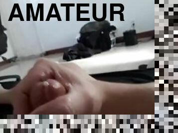 mastubasi, amatir, cumshot-keluarnya-sperma, penis-besar, handjob-seks-dengan-tangan-wanita-pada-penis-laki-laki, sudut-pandang, sperma, seorang-diri, penis