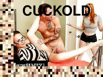 Cuckold Redhead Caught Her Husband ASSfucking Hard Her Stepmother!