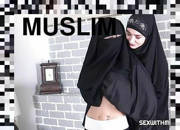 Nicole Love In Two Muslim Bitches