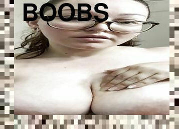 Oil on my Huge boobs - Oliviasbees
