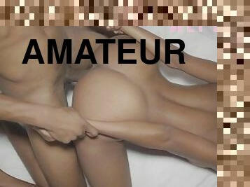 gros-nichons, levrette, orgasme, giclée, amateur, anal, fellation, ejaculation-sur-le-corps, ébène, ados