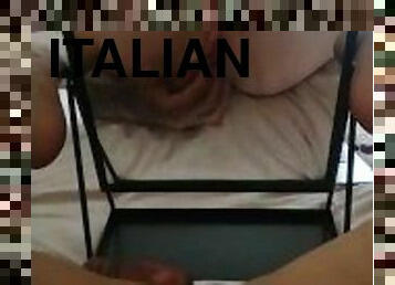 pezones, orgasmo, coño-pussy, amateur, con-los-dedos, con-piercings, italiano, pequeñita, morena