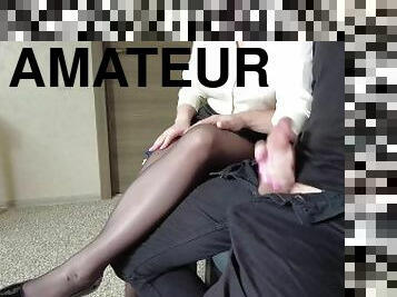 I pull out my cock in front of the secretary in pantyhose