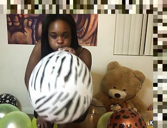 Kasseystarr in Filling The Room With Balloons - FanCentro