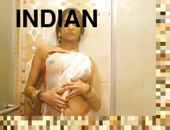 POONAM PANDEY Leaked MMS - Self Exposed For Her Valuable Sex Assets