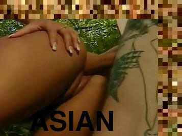 Stunning Asian gets her clit sucked and rubbed