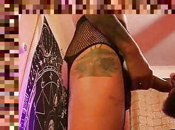 travesti, amatör, oral-seks, siyahi-kadın, kocaman-yarak, zenci, çift, meni, kadın-iç-çamaşırı