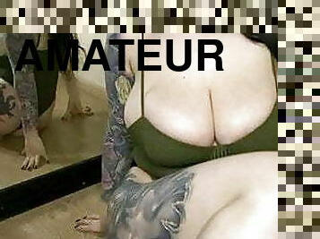 groß-titten, immens, dilettant, babe, selbst-gefertigt, natürliche, titten, brunette, tattoo