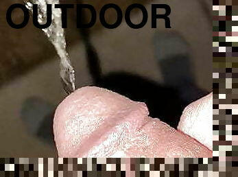 Outdoor pissing