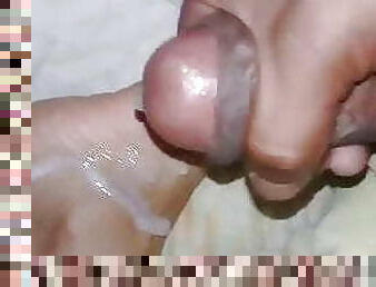 Semen en mis pies