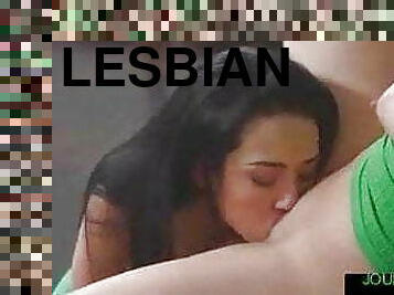 לסבית-lesbian, שחרחורת