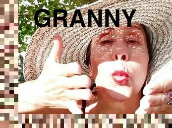 isot-tissit, isä, isoäiti, karvainen, vanha, ulkotiloissa, julkinen, urheilu, kypsä, isoäiti-granny
