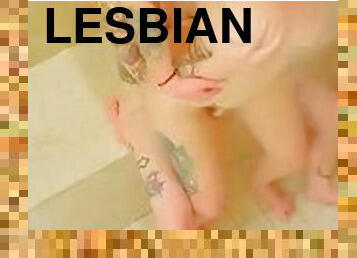 imbaiere, masturbare-masturbation, pasarica, strapon, bunaciuni, lesbiana, milf, dus, tatuaj