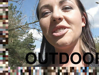 Voluptuous brunette Carolina Star enjoys fucking outdoors