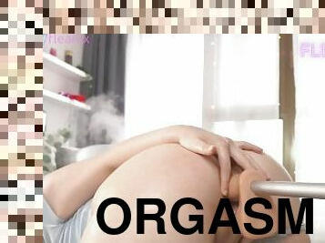 orgasm, pisandu-se, rusoaica, tasnit, amatori, adolescenta, blonda, camera-web, frumoasa, solo