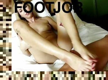 gros-nichons, masturbation, babes, ejaculation-sur-le-corps, énorme-bite, compilation, pieds, ejaculation, blonde, fétiche