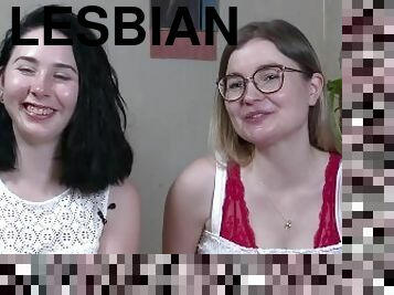 клітор, по-собачому, піхва-pussy, страпон, прихильник, лесбіянка-lesbian, фінгеринг, ступні, поцілунки, спальна-кімната