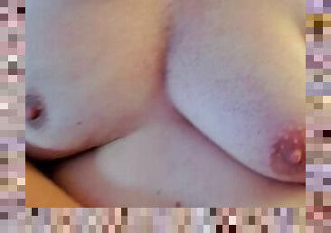 tetas-grandes, gorda, pezones, amateur, gay, masaje, regordeta, regordeta-chubby, tetas, fetichista