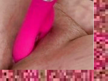 paroasa, masturbare-masturbation, orgasm, pasarica, amatori, milf, jucarie, roscata, solo