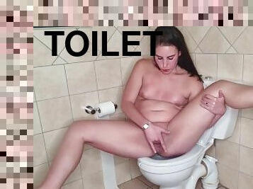 Flushing my head in the toilet as I cum after masturbating while licking the toilet seat