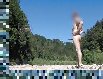 Outdoor nudist pleasures - masturbation out in the nature is wonderful